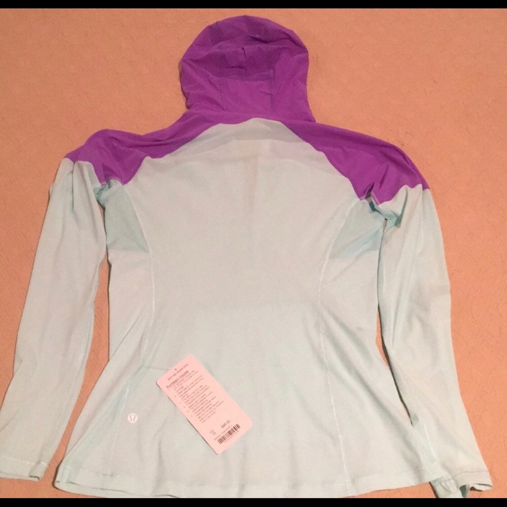 Lululemon Lightweight Pullover - image 4